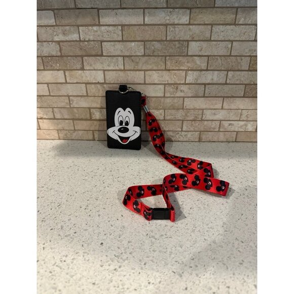 Disney Loungefly Mickey Mouse Club Ears Hats ID Badge/Cardholder & Lanyard - Picture 1 of 2